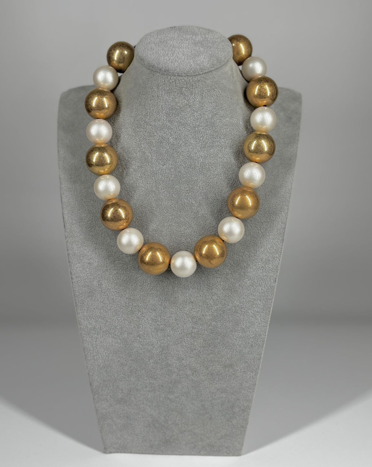 Collana Girocollo con Maxi-Sfere Bicolore - Oro e Perla
