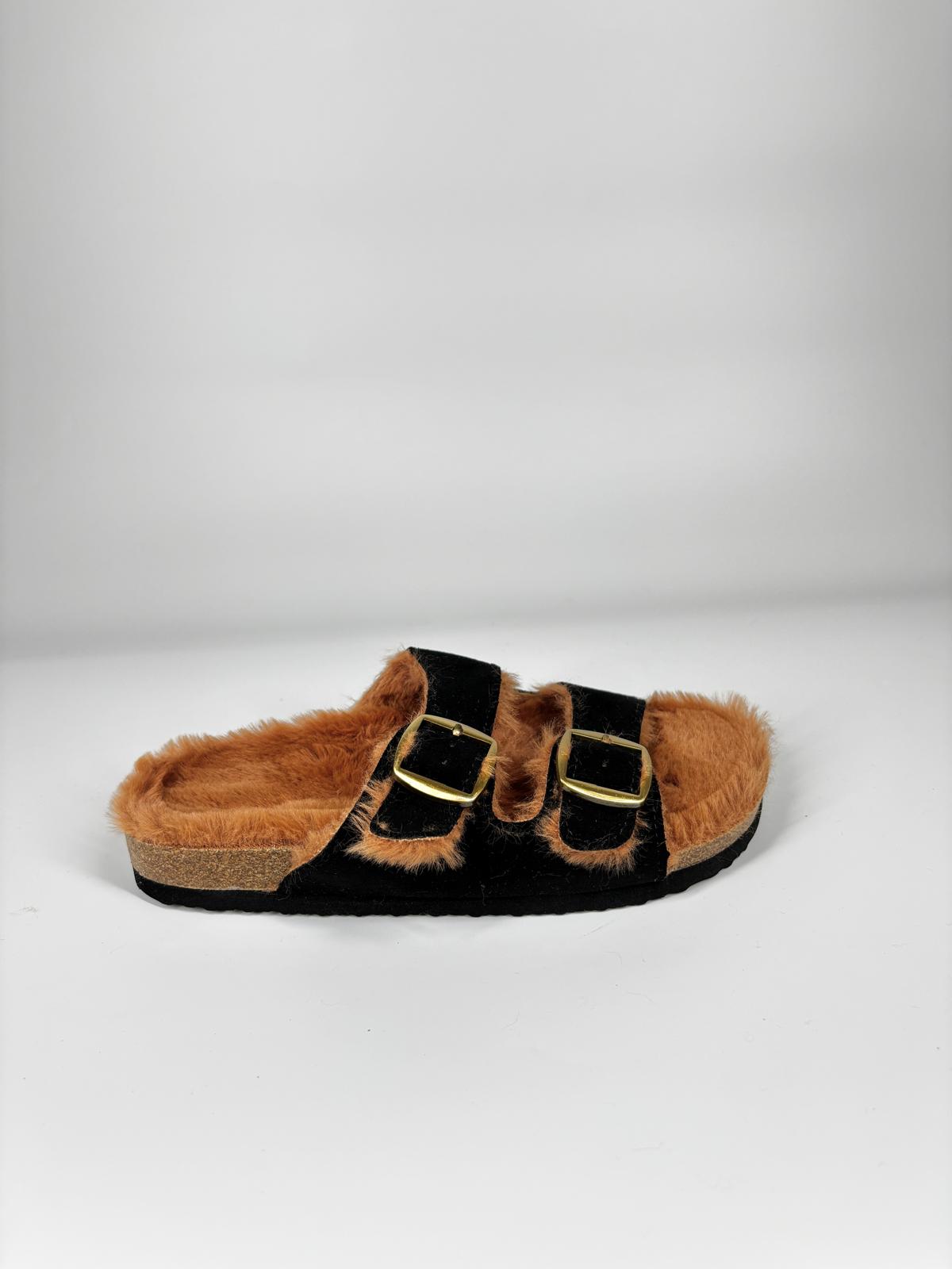 Ciabatte Mules Pelose con Doppia Fibbia - Nero