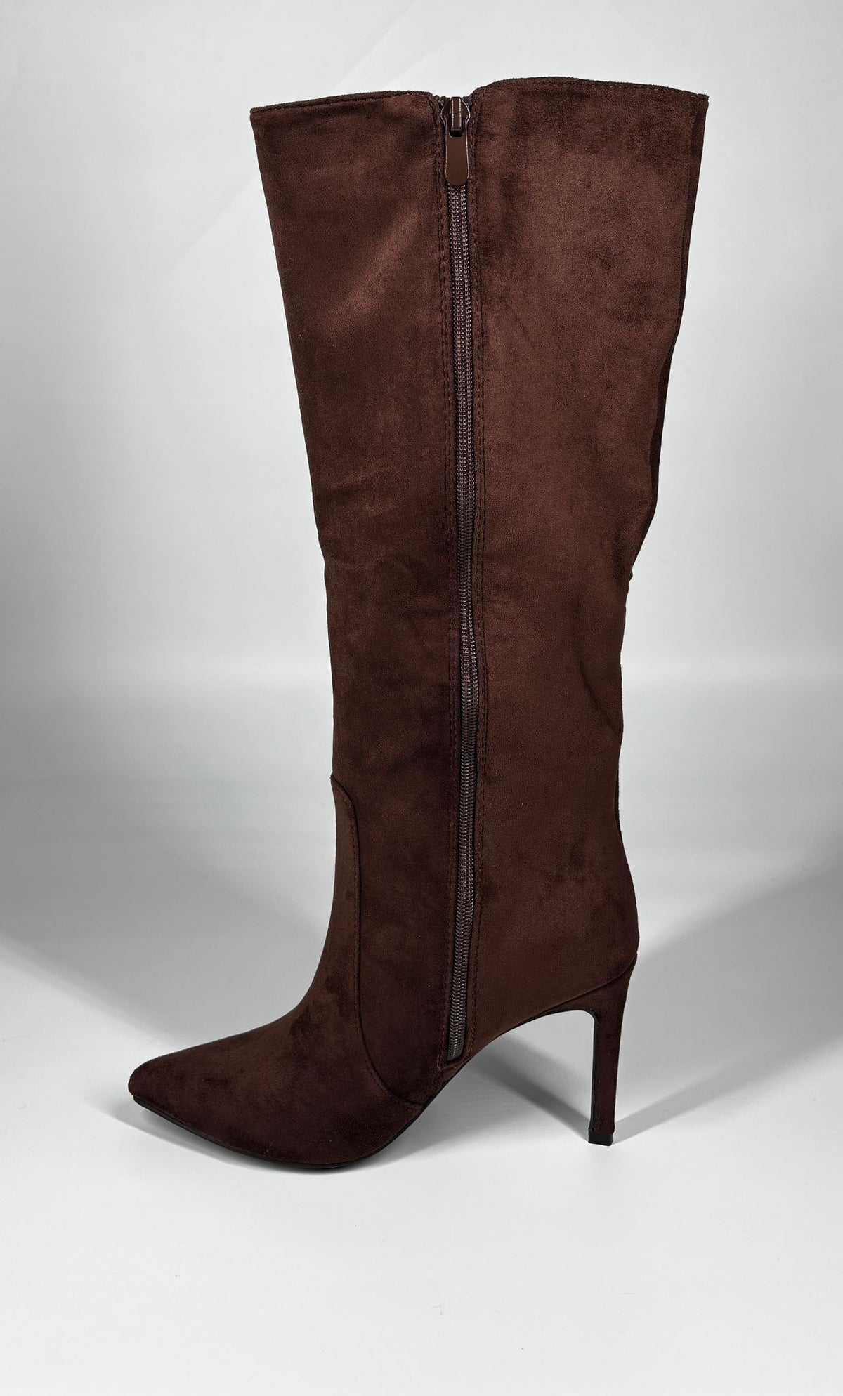 Stivale Alto in Camoscio con Tacco Stiletto - Testa di Moro