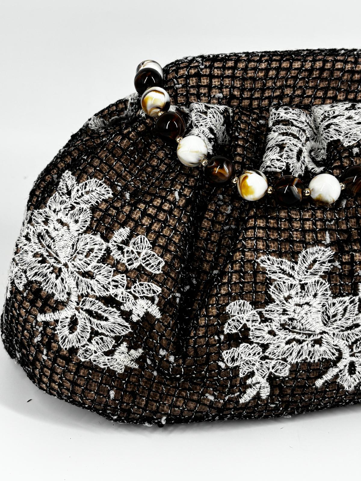 Pochette Morbida in Bouclé e Pizzo con Manico Perlato - Nero