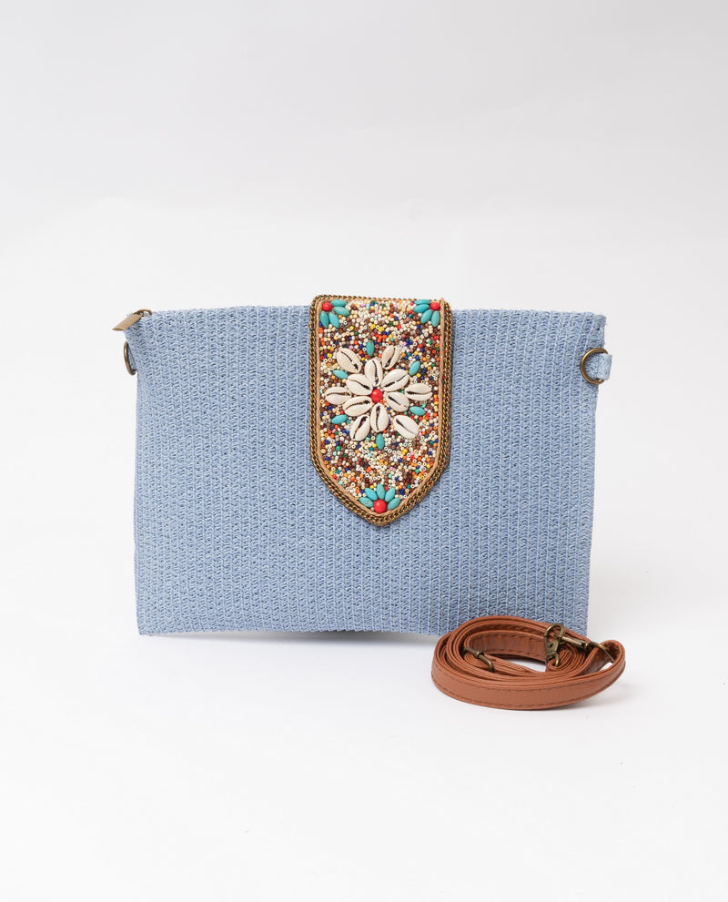 immagine-1-sstore-pochette-piatta-in-paglia-con-perline-e-conchiglie-blue-borse-xy24012_blue