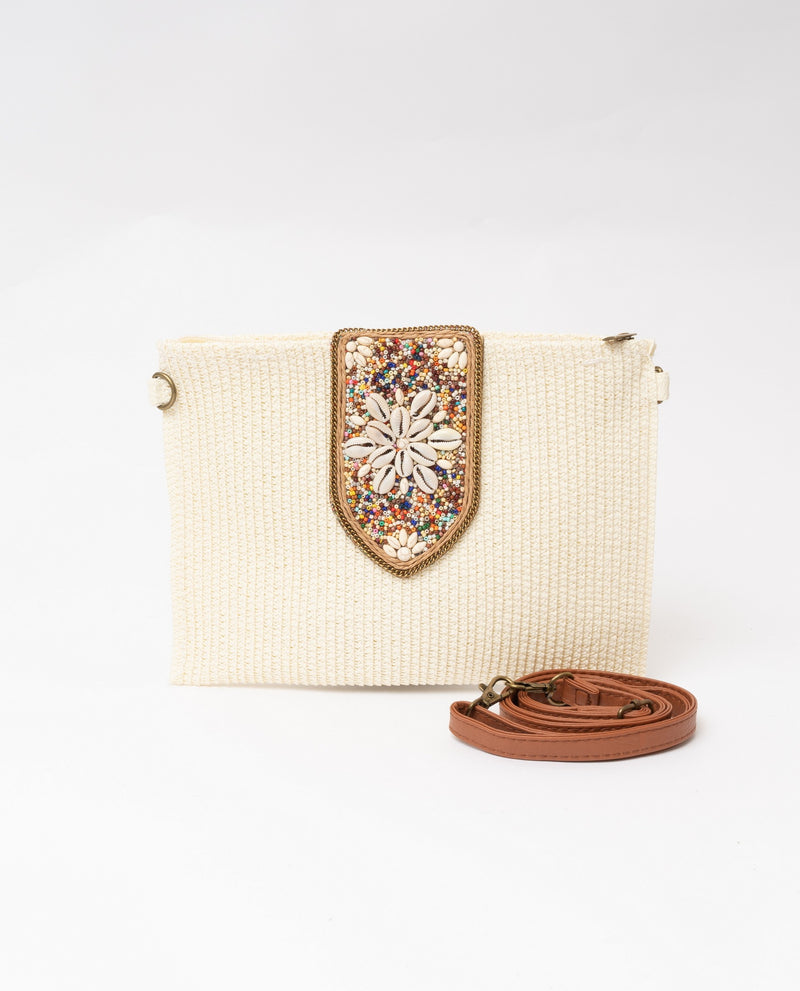 immagine-1-sstore-pochette-piatta-in-paglia-con-perline-e-conchiglie-white-borse-xy24012_white