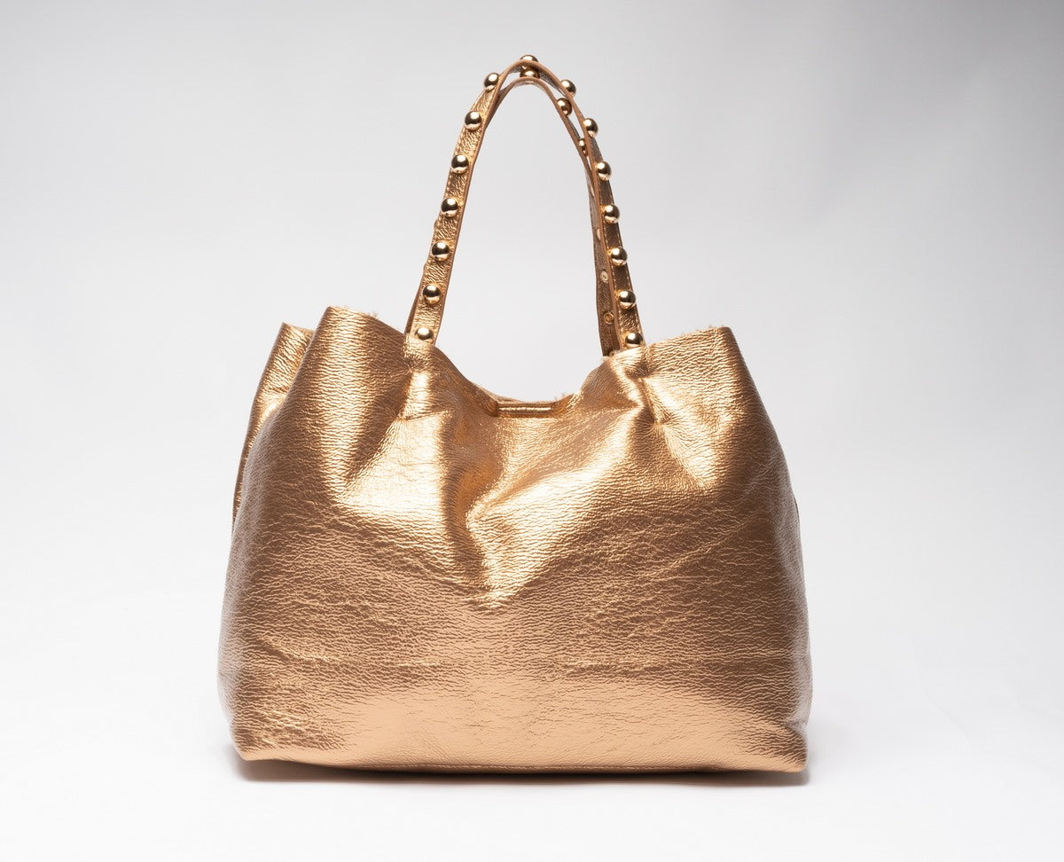 immagine-1-sstore-shopping-bag-in-ecomontone-rovesciato-effetto-vernice-con-borchie-gold-borse-pf671_gold