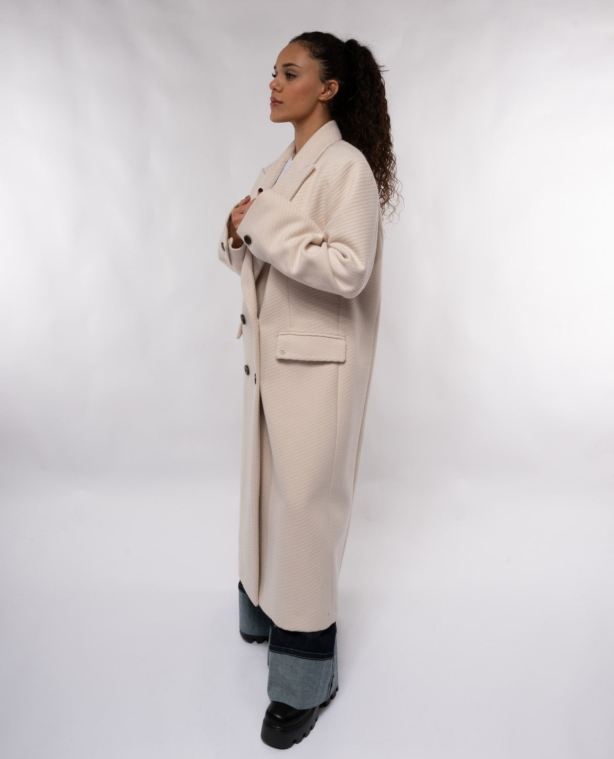 immagine-2-please-maxi-cappotto-da-donna-please-doppio-petto-trama-a-righe-ton-sur-ton-panna-cappotti-k493qsirac_panna