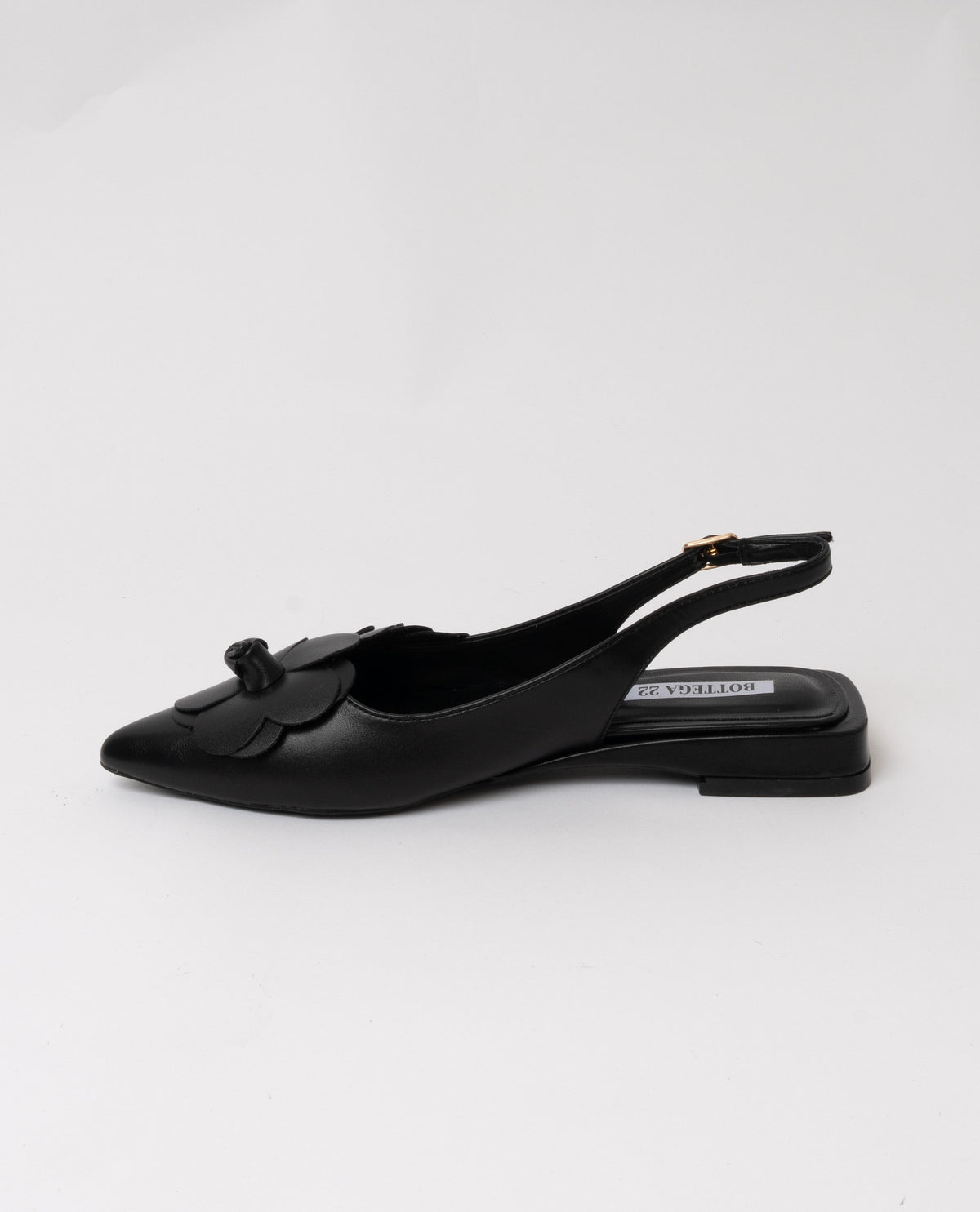 immagine-2-sstore-ballerine-slingback-a-punta-in-ecopelle-con-fiore-e-petali-nero-ballerine-9592_black