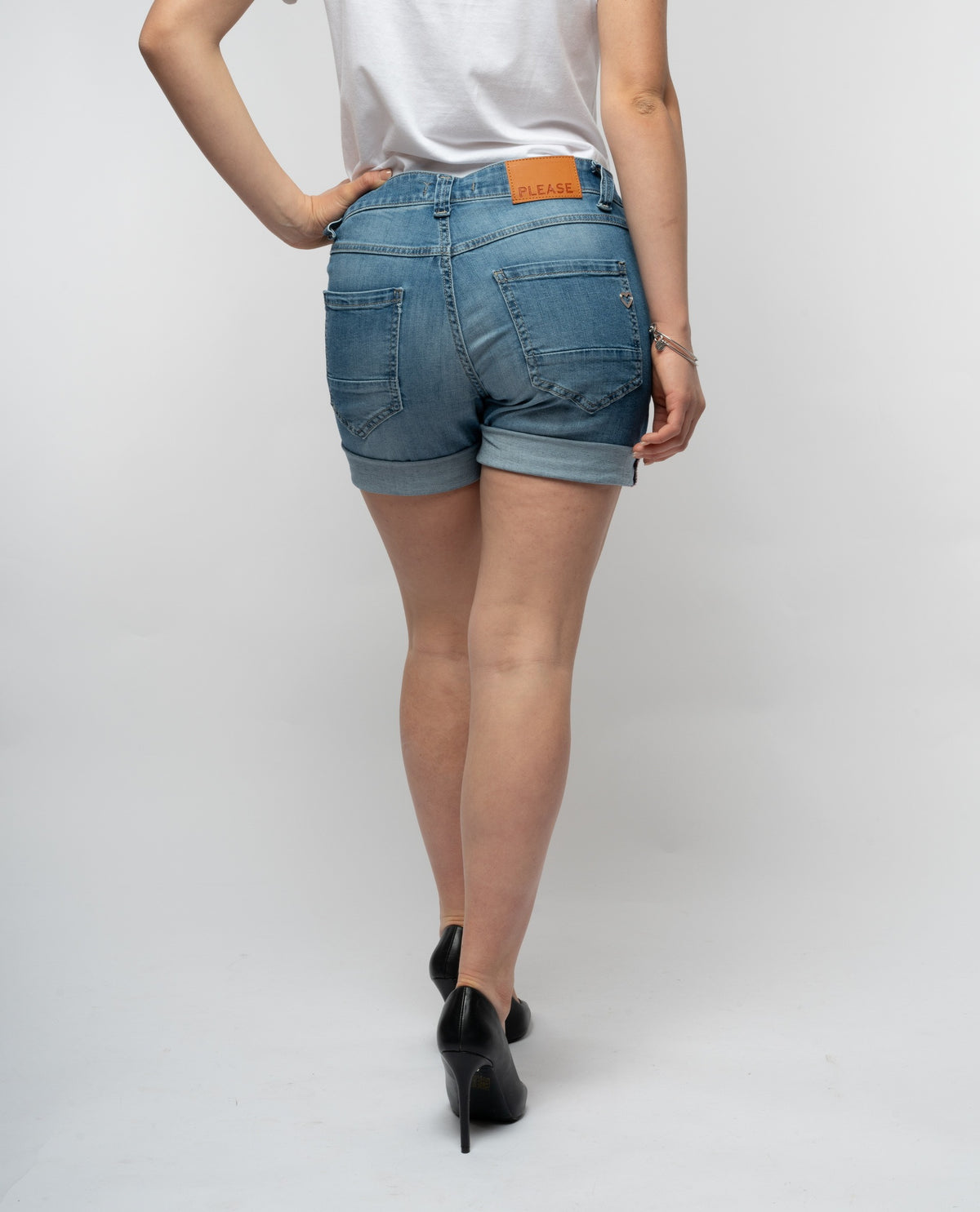 immagine-3-please-short-jeans-da-donna-please-con-risvolto-blu-denim-shorts-d0g8bq2w7s_bludenim