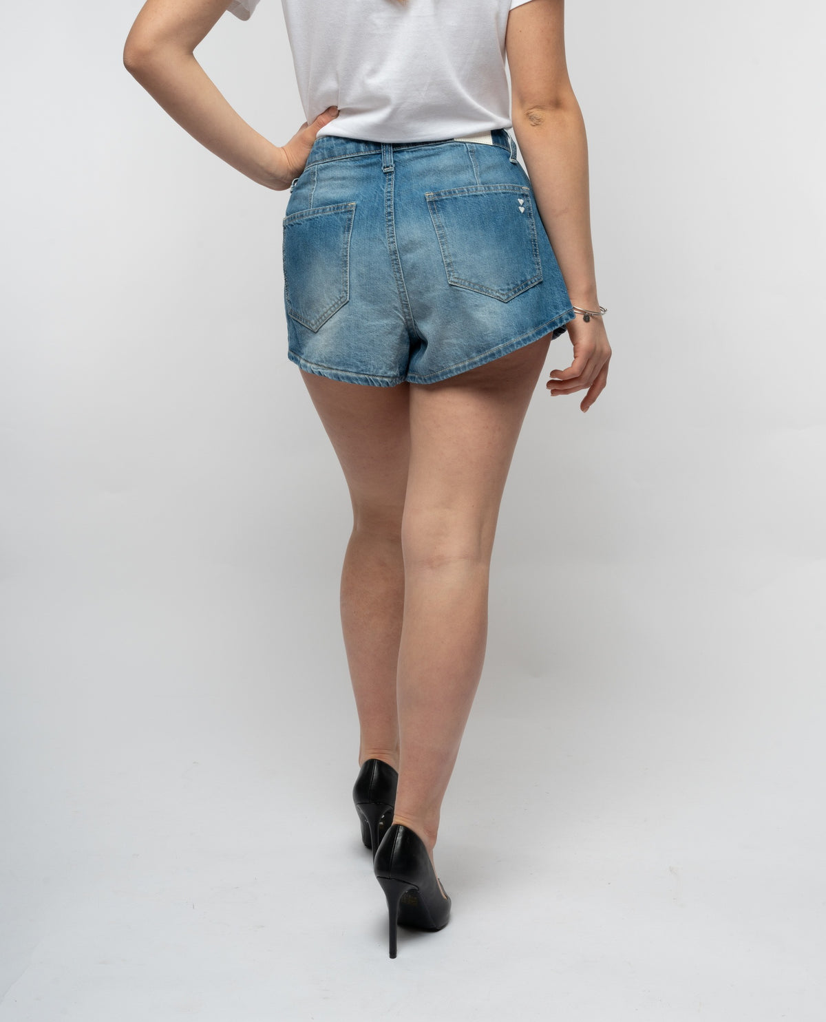 immagine-3-please-short-jeans-da-donna-please-sgambato-blu-denim-shorts-d0kdeh0w7s_bludenim