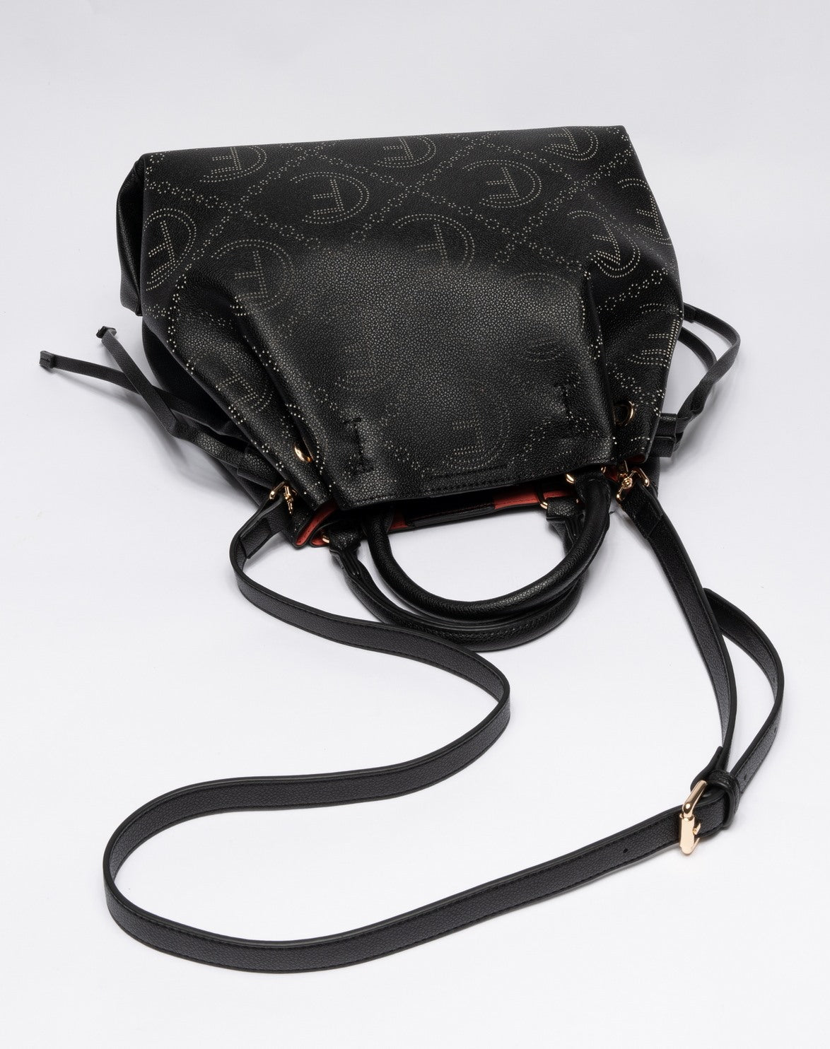 immagine-4-cristina-effe-bucket-bag-cristina-effe-in-ecopelle-traforata-black-borse-jade_black