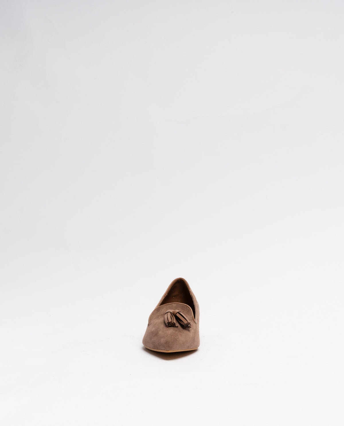 immagine-4-sstore-ballerine-scamosciate-a-punta-con-frangia-color-taupe-ballerine-vb31338_taupe