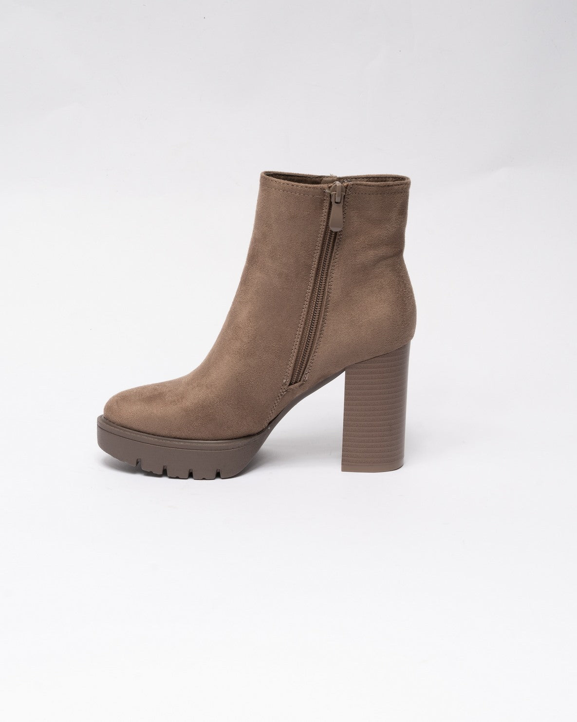 immagine-6-sstore-tronchetto-a-punta-tonda-in-ecopelle-scamosciata-taupe-stivaletti-mp761_taupe