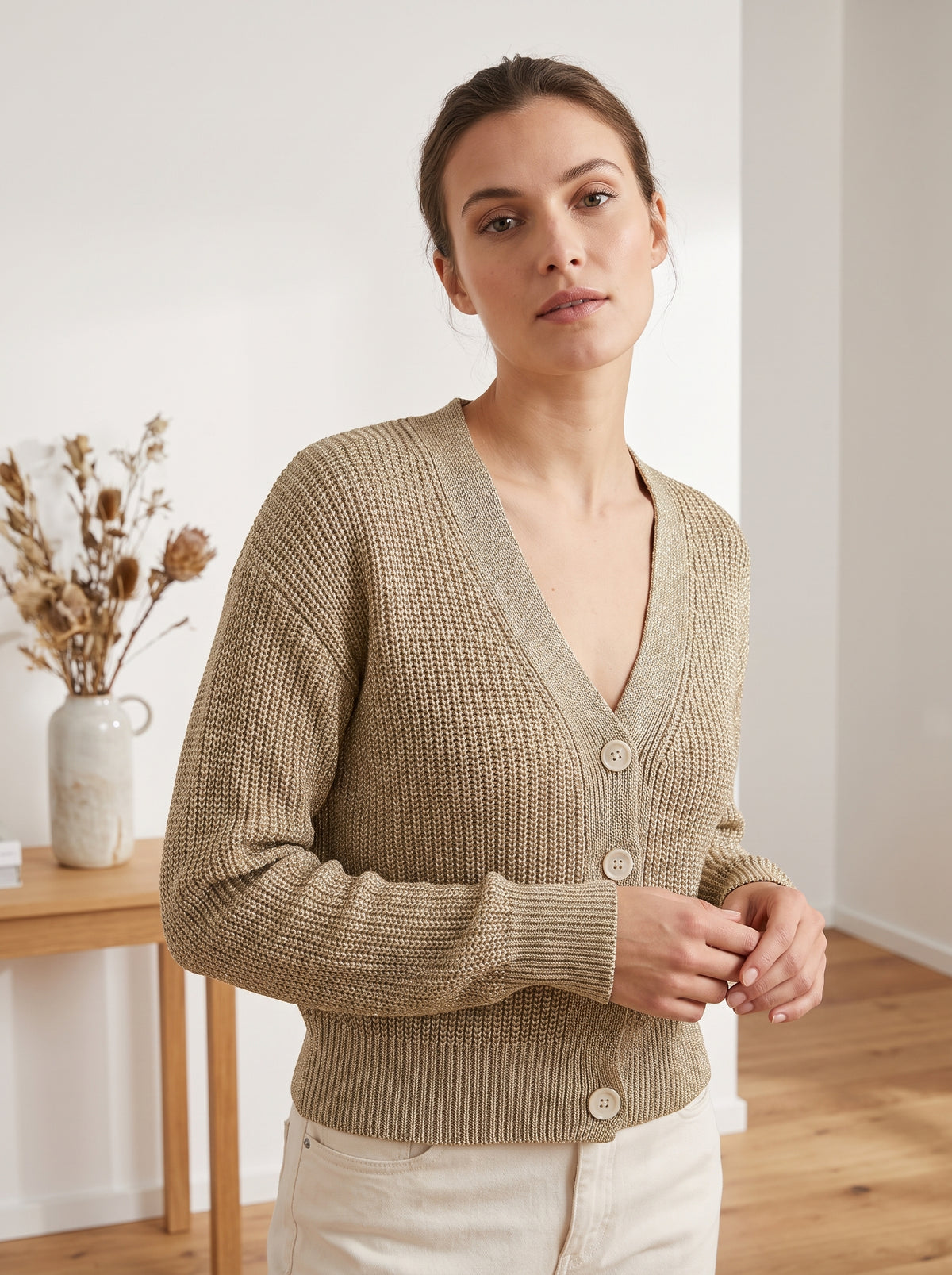 Cardigan PLEASE oro metallizzato con bottoni bianchi
