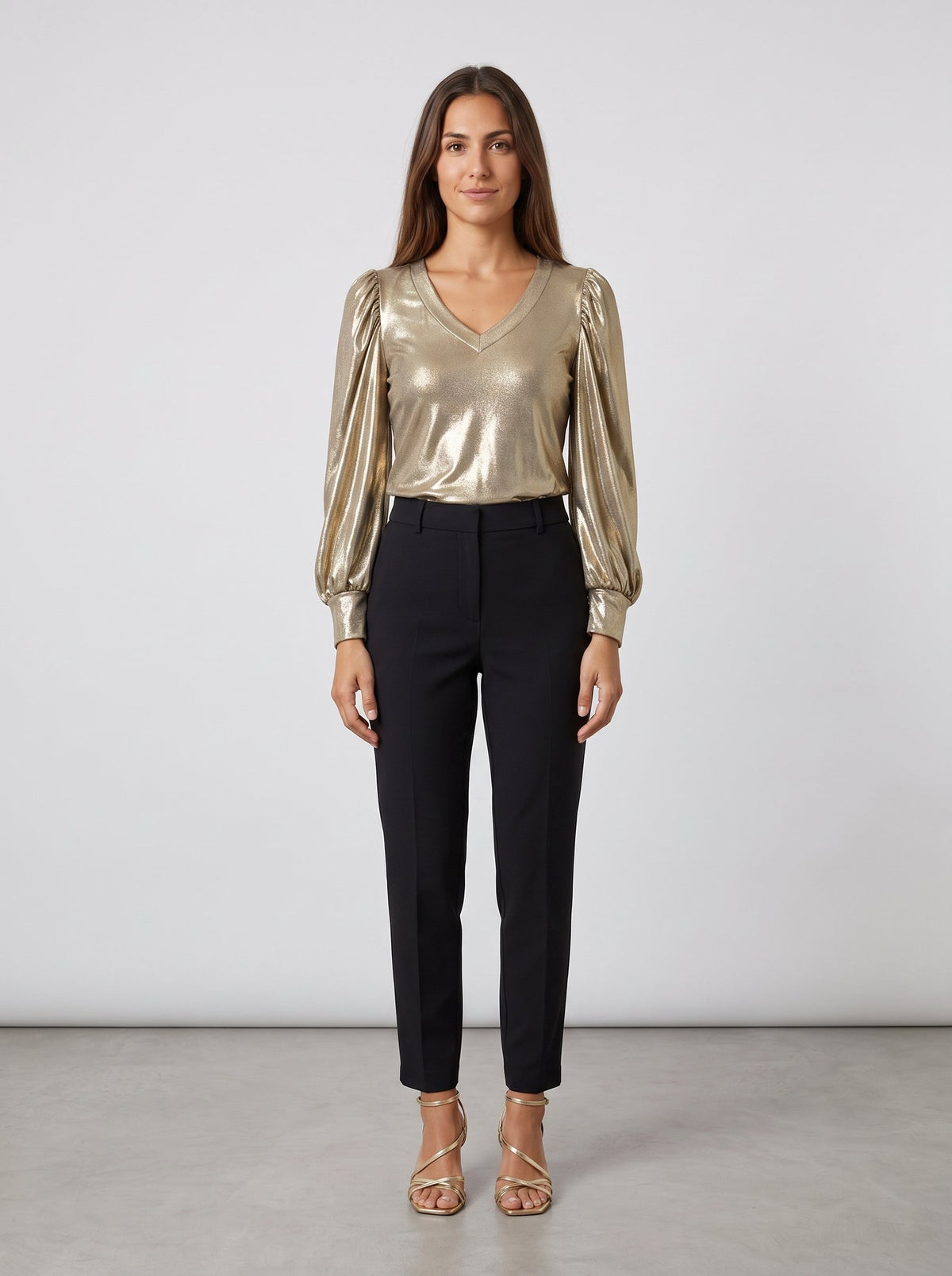 Sstore Blusa Oro Laminato con Maniche a Sbuffo e Scollo a V - foto 3