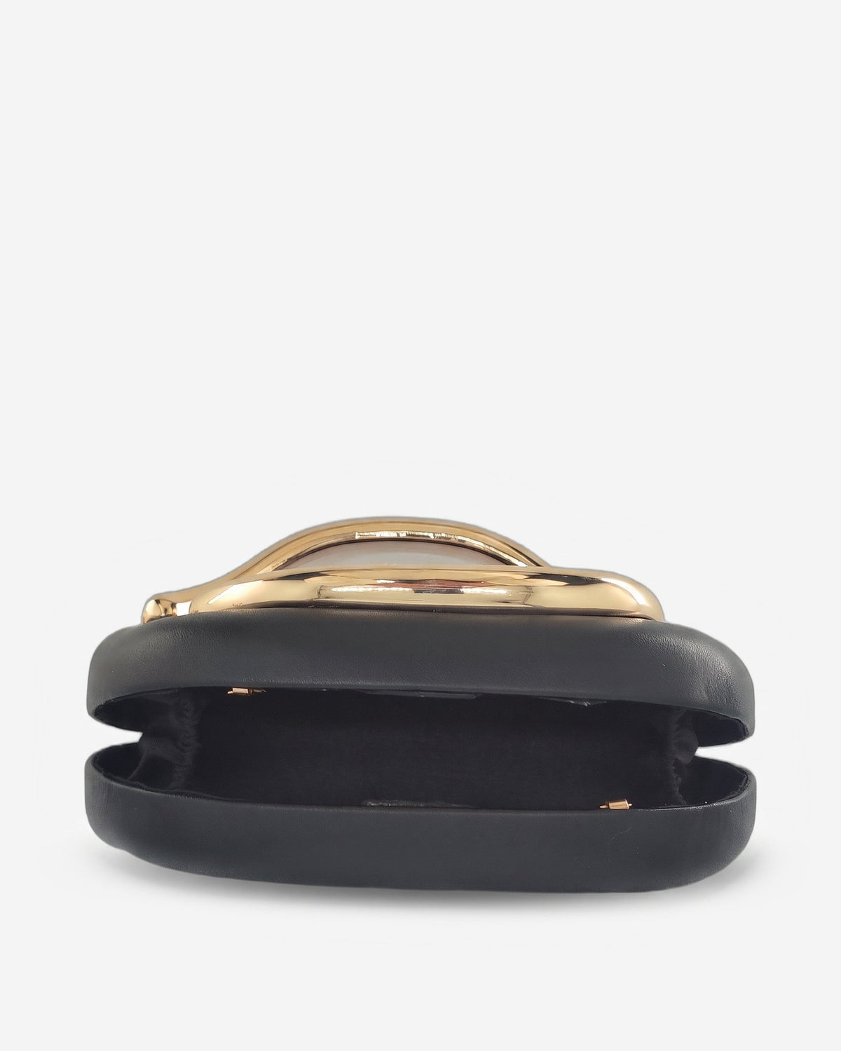 Clutch Rigida con Dettaglio Dorato Scultoreo – Nero Sstore