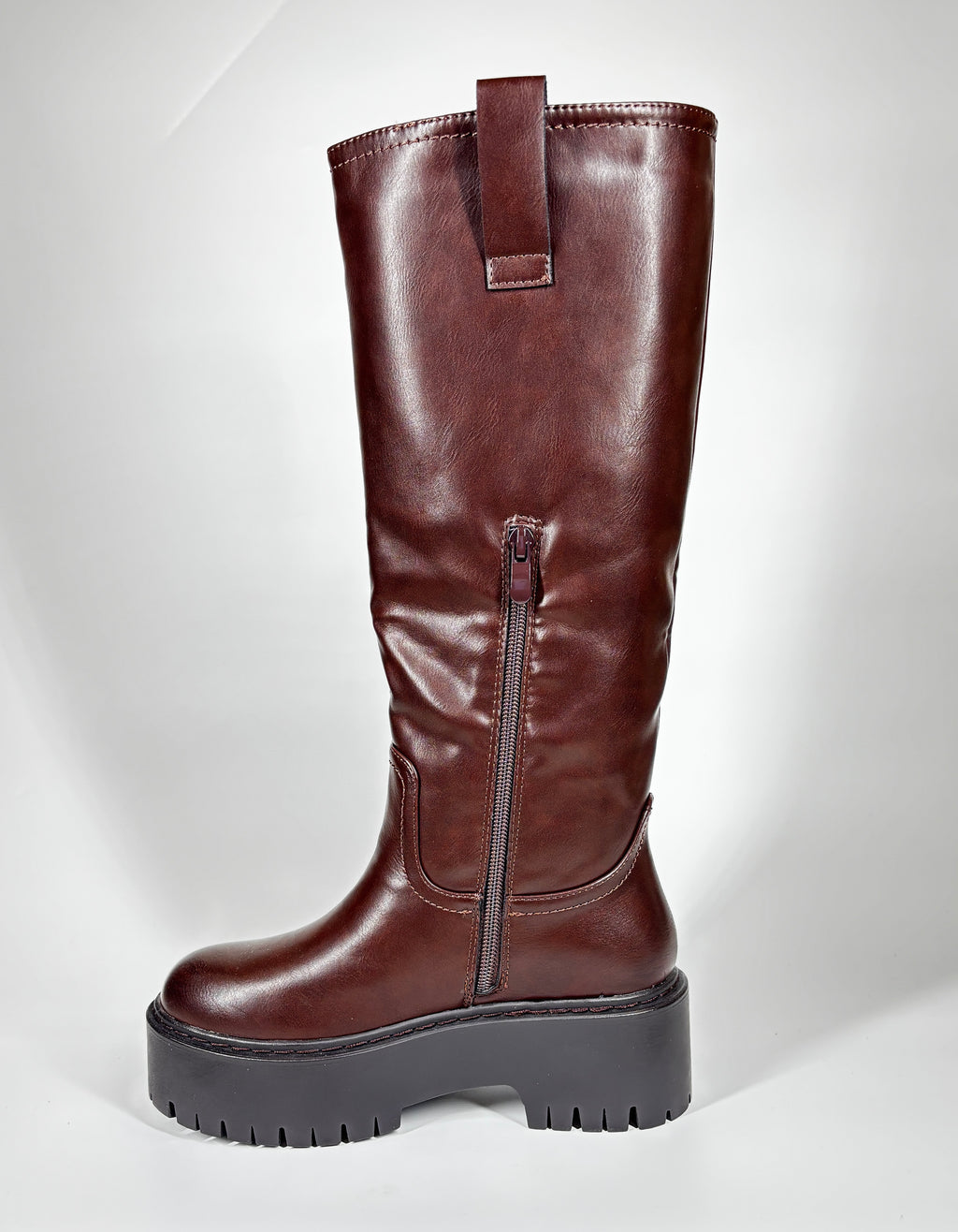 Stivali Alti 'Minimal Chunky' con Platform e Suola Carrarmato - Marrone