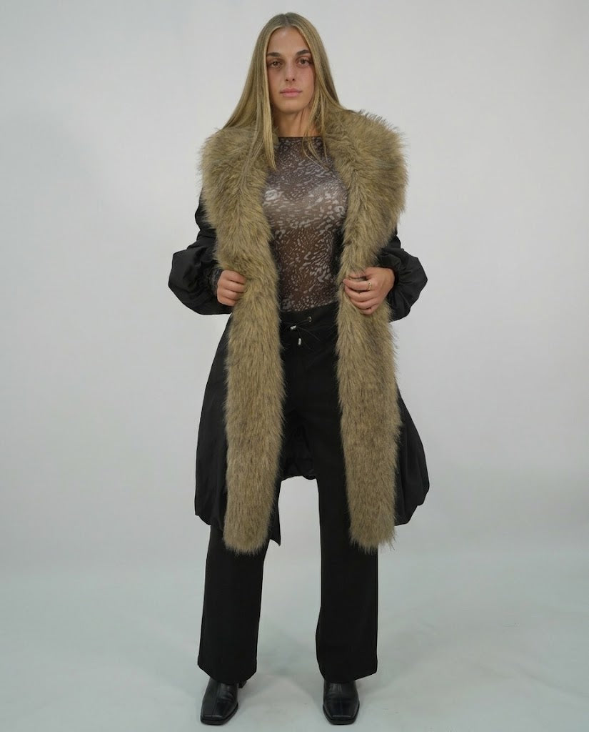 Cappotto con maxi collo in pelliccia e cintura - Please - Nero