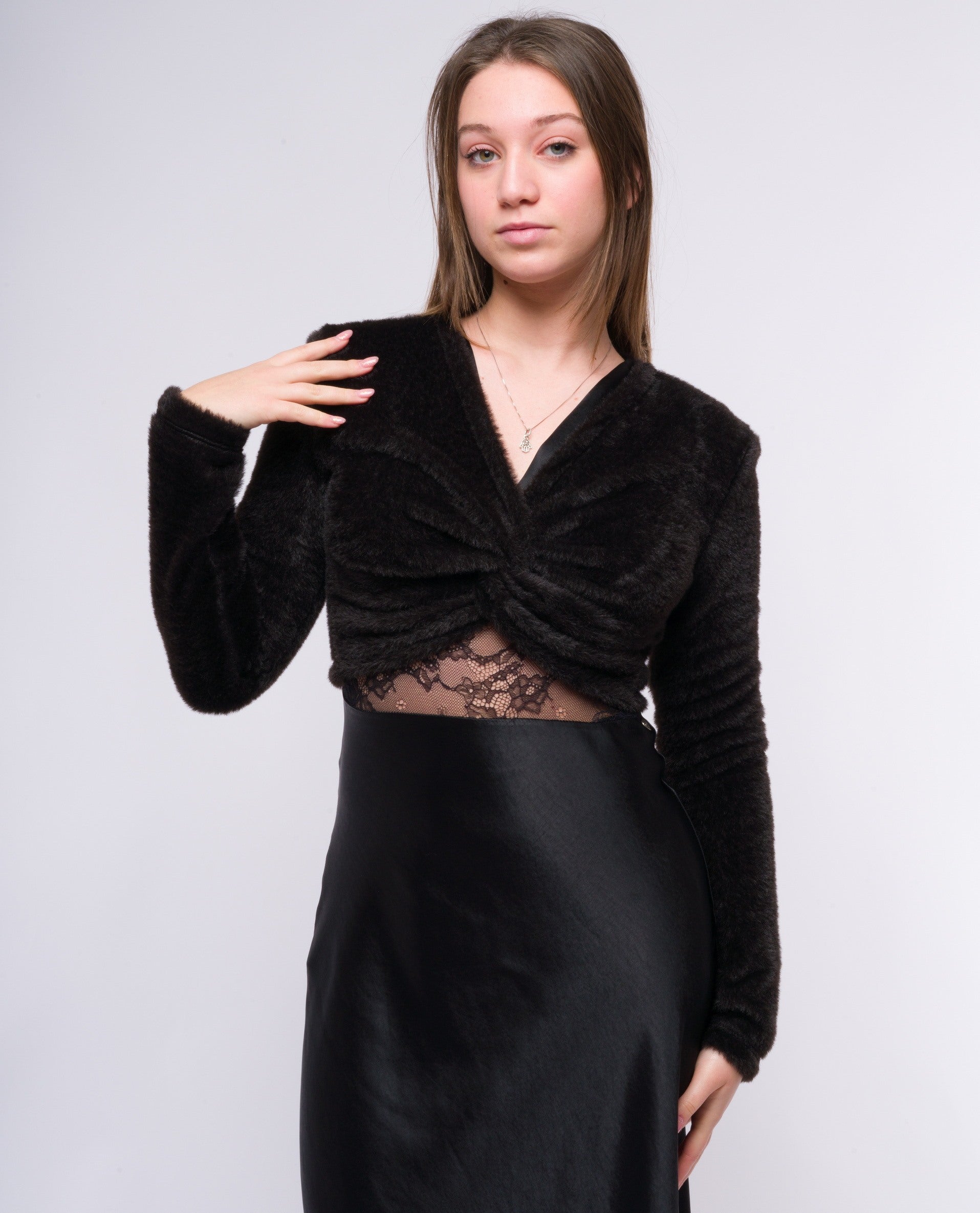 Abbigliamento please outlet