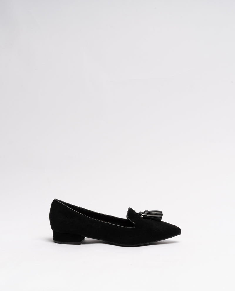 immagine-1-sstore-ballerine-scamosciate-a-punta-con-frangia-color-nero-ballerine-vb31338_nero