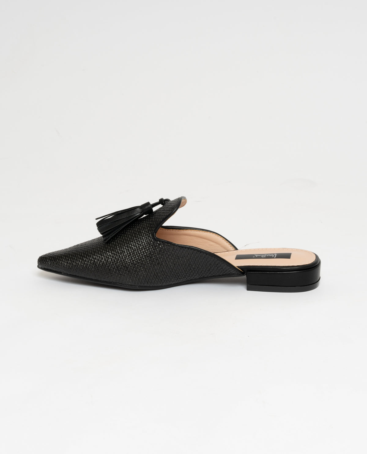 immagine-5-sstore-scarpe-da-donna-modello-mules-intrecciate-effetto-paglia-con-nappine-nero-mocassini-vb51208_nero